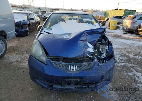 2010 Honda Fit z USA, uszkodzony, nr VIN JHMGE8G24AS013473